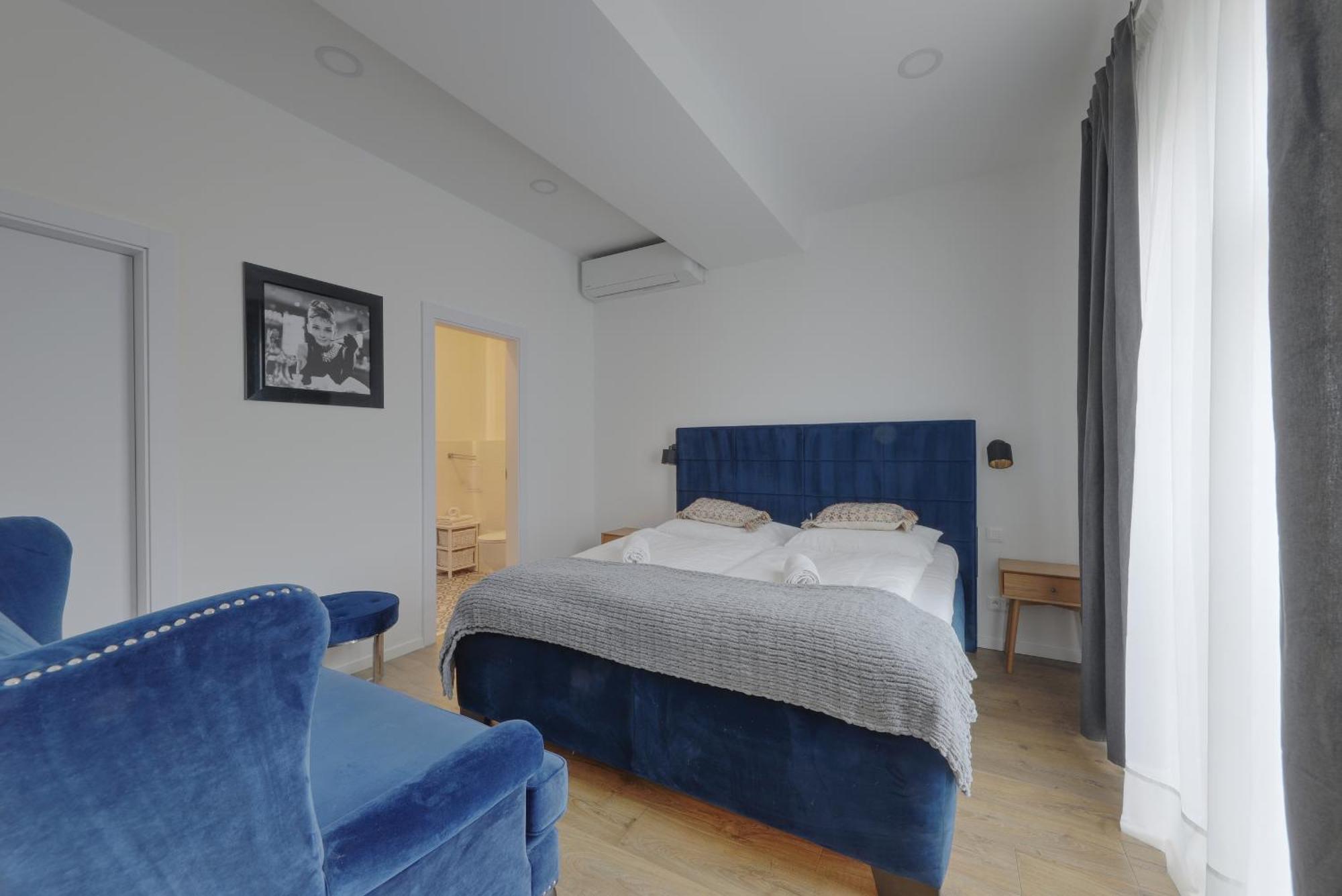 Shone Apartment Old Town 2 Bedroom Pozsony Kültér fotó